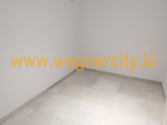 Image 17392/6